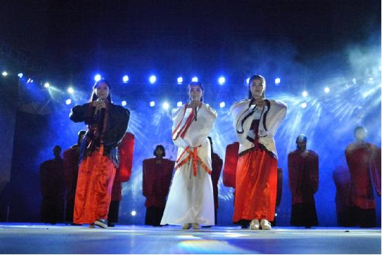 中国语言文学系《礼仪之邦》