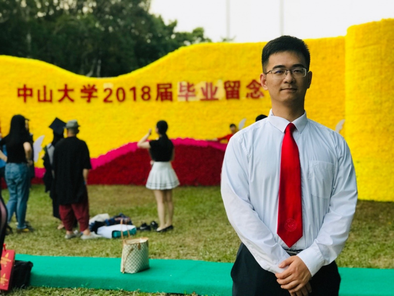 外国语学院 2014 级本科生吴金城