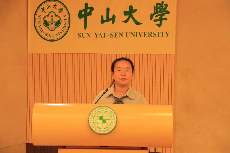 章慜同学介绍课题组前期准备工作